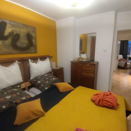 U Cioci Lutki Urocze Mieszkanie Z Balkonem Krakau Exterior foto